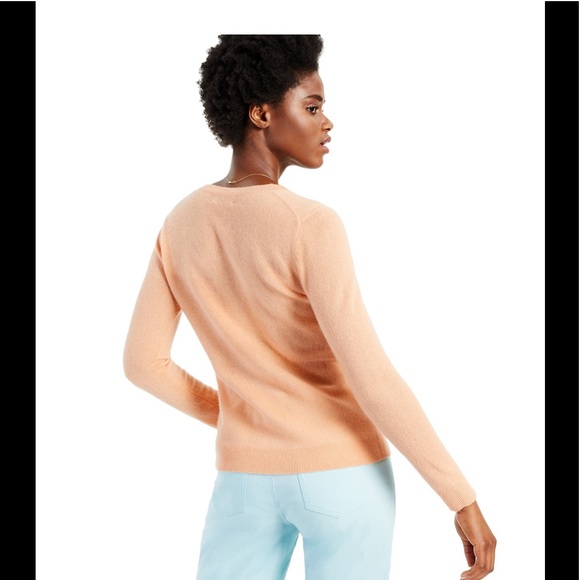 Charter Club Luxury Pure Cashmere V-neck Sweater - Picture 7 of 8